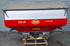 Vicon ROM Twin Disc 2100 litre (3bag) fertilizer spreader
